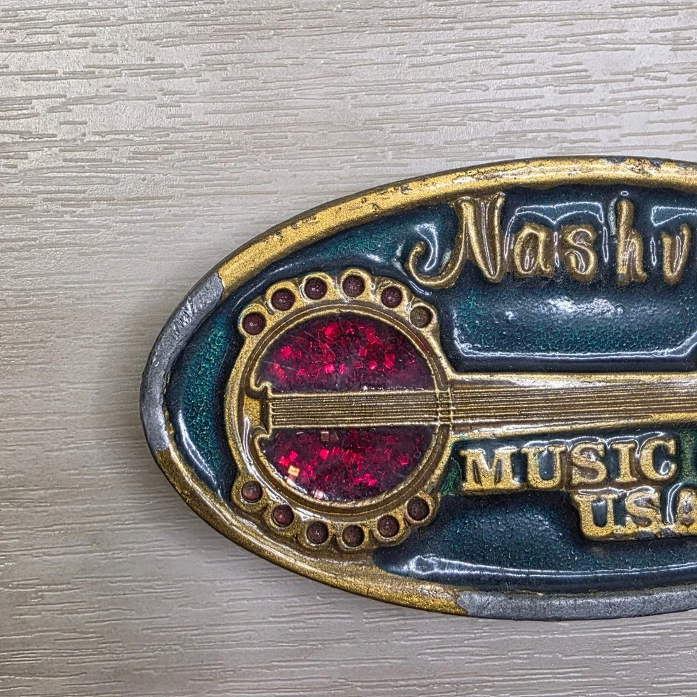 Vintage Nashville TN Music City USA Banjo Belt Buckle Red Glitter Gold Tone Oval